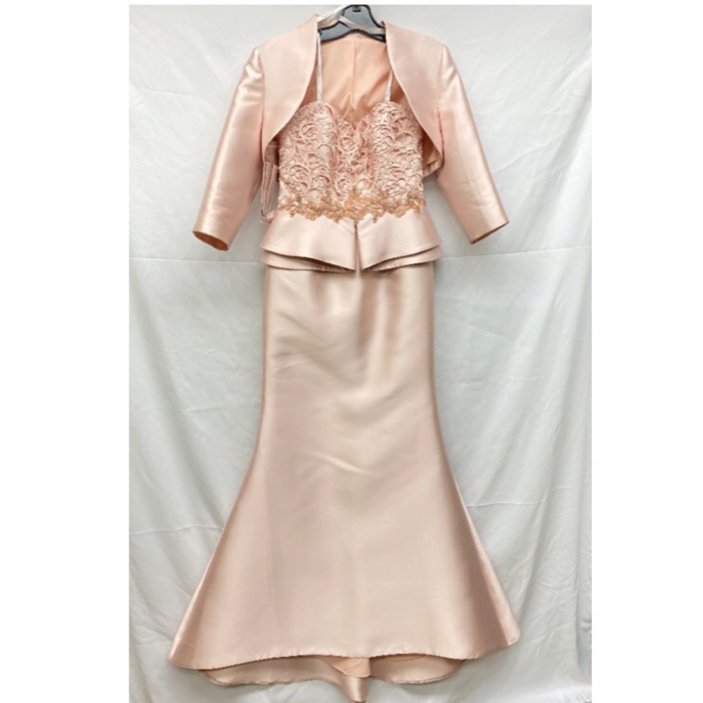 Montage two PCs Mikado Mother of Bride dress - Picture 6 of 9